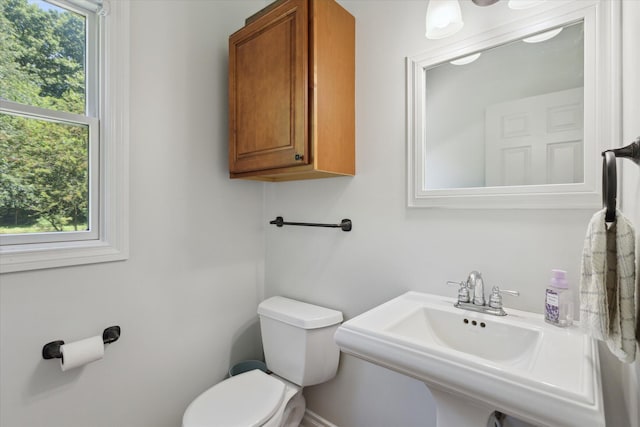 6212 Sagamore Ln, Kalamazoo, MI 49004 - bathroom with toilet and a sink