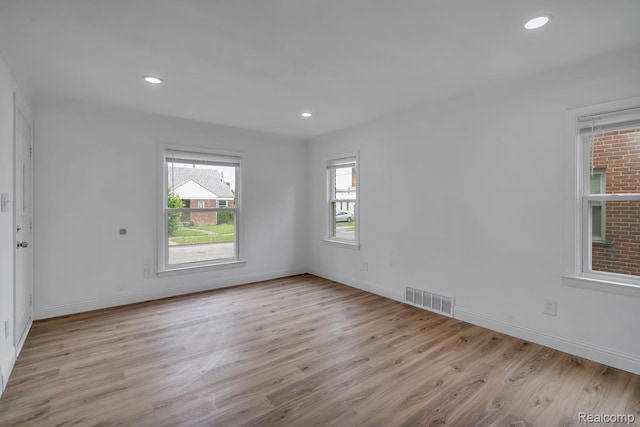16880 Murray Hill St, Detroit, MI 48235 - unfurnished room featuring wood finished floors and recessed lighting