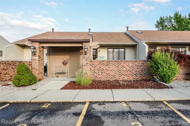 25110 Heritage Ct Unit 2, South Lyon, MI 48178 - photo 1