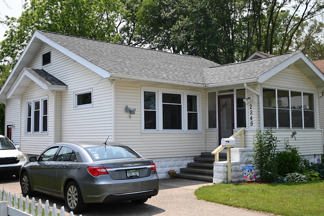 2245 Morton Ave, Muskegon, MI 49441 - ranch-style house featuring a shingled roof