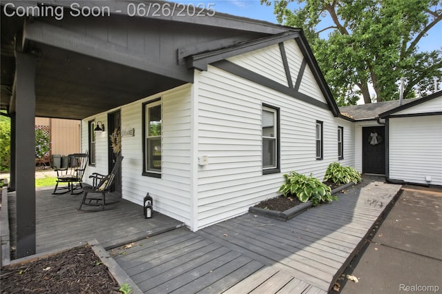 8411 Hugh St, Westland, MI 48185 - view of porch