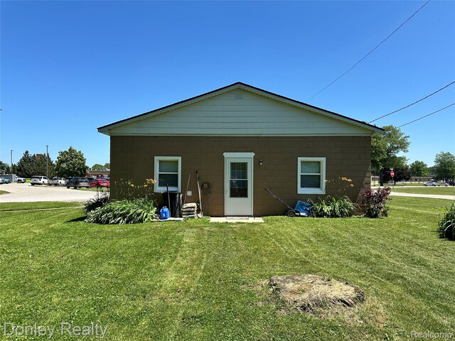 2776 Angle St, Marlette, MI 48453 - photo 3