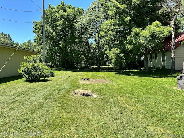 2776 Angle St, Marlette, MI 48453 - photo 2