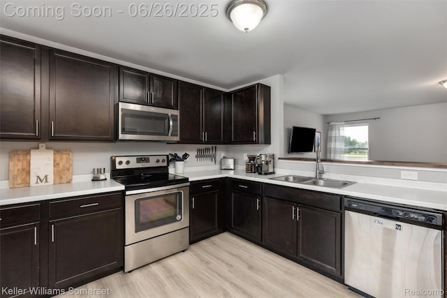 3213 Hill Hollow Ln, Howell, MI 48855 - photo 8