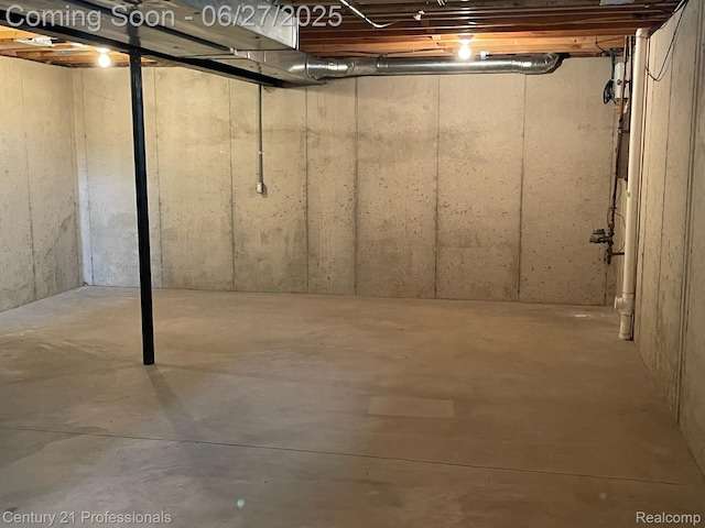 8090 Majestic Blvd, Fowlerville, MI 48836 - view of unfinished below grade area