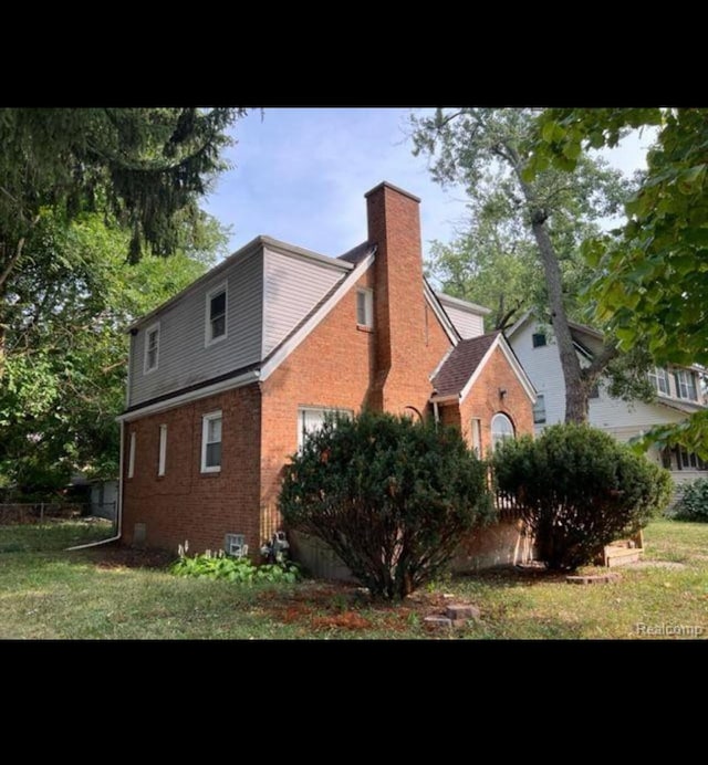 16604 Blackstone St, Detroit, MI 48219