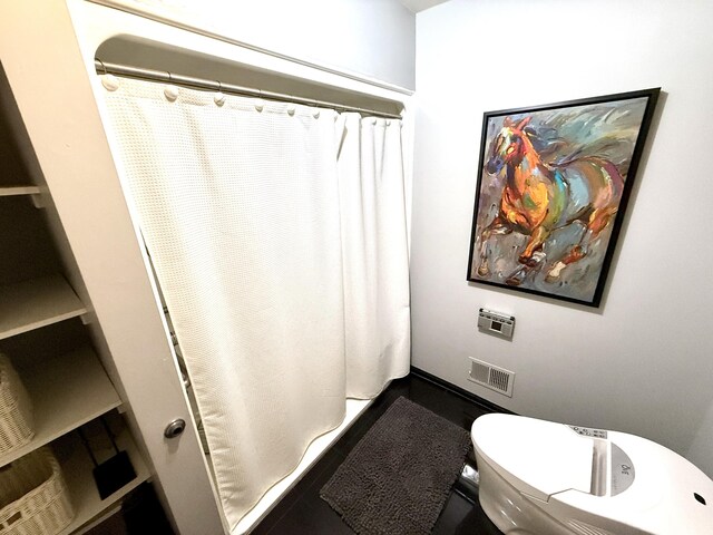 13955 Rattalee Lake Rd, Davisburg, MI 48350 - bathroom with a shower with curtain and toilet