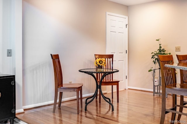 2732 Winter Park Ct, Rochester Hills, MI 48309 - dining space with wood finished floors and baseboards