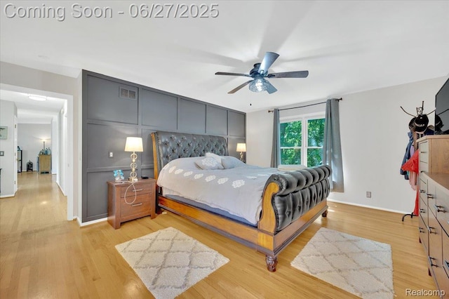 1522 Oregon Ct, Waterford, MI 48327 - bedroom with light wood-style floors and a ceiling fan