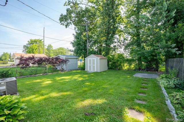 27878 Van Howe St, Roseville, MI 48066 - photo 21