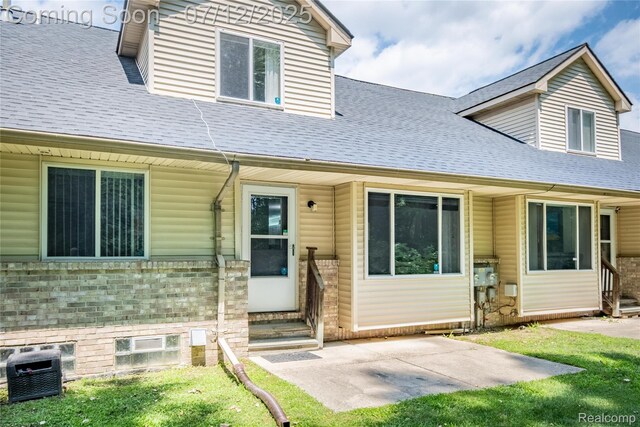 5568 Seabreeze Ln, Sterling Heights, MI 48310 - photo 29