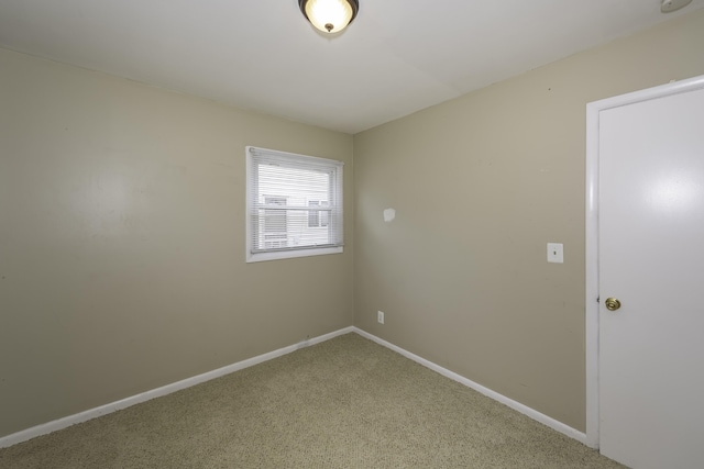 241 Dakota Ave, Ypsilanti, MI 48198 - carpeted spare room featuring baseboards and a smoke detector