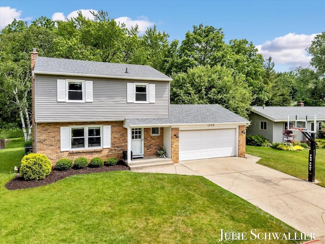 1038 N Hampton Dr NE, Grand Rapids, MI 49505