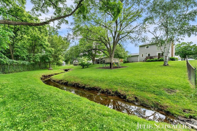 1038 N Hampton Dr NE, Grand Rapids, MI 49505