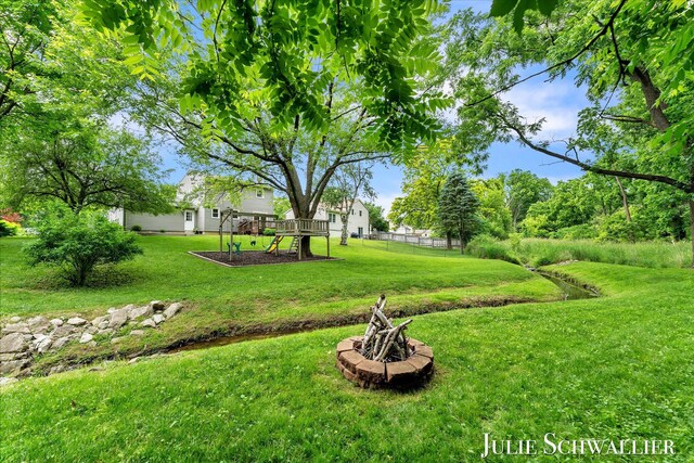 1038 N Hampton Dr NE, Grand Rapids, MI 49505