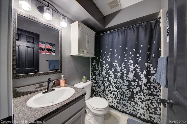 2635 Greenstone Blvd Unit 508, Auburn Hills, MI 48326 - bathroom with vanity, curtained shower, and tile patterned flooring