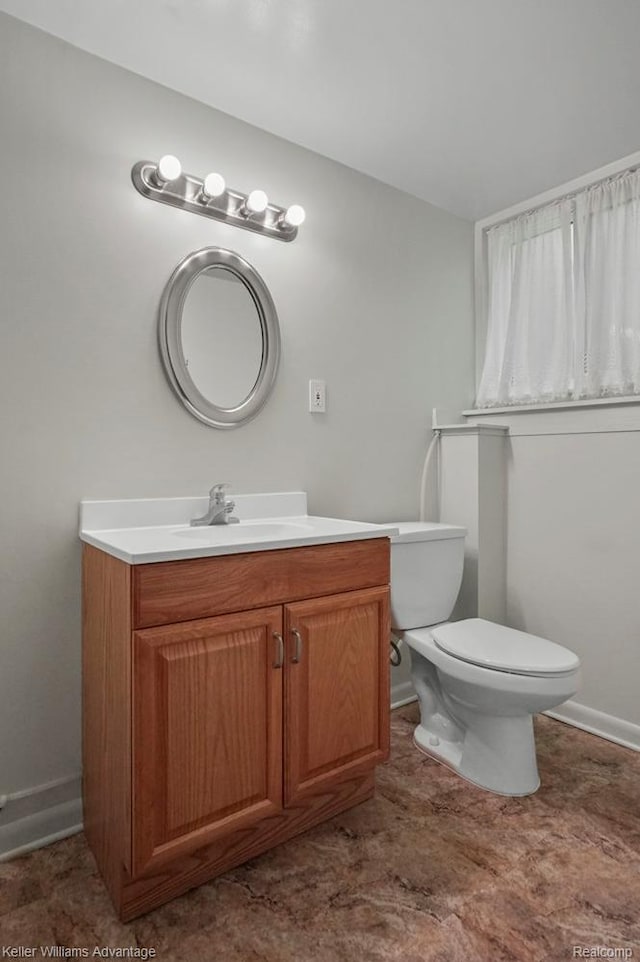 274 Beaver St, Brighton, MI 48116 - half bath featuring vanity and toilet