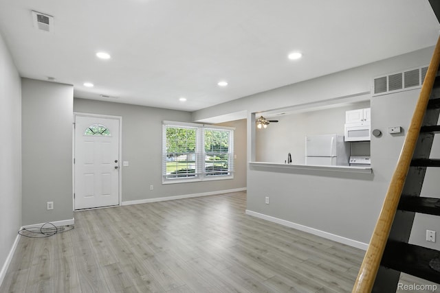 3043 Oakridge Ct, Lake Orion, MI 48360 - entrance foyer with light wood-style flooring, recessed lighting, and ceiling fan