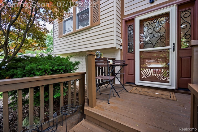 23528 Londonderry, Novi, MI 48375 - view of wooden terrace