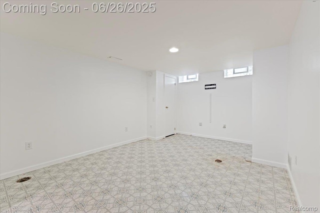 41615 Westmeath Cir, Clinton Township, MI 48038 - spare room featuring baseboards and recessed lighting