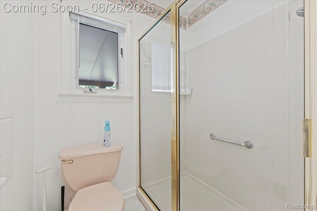 41615 Westmeath Cir, Clinton Township, MI 48038 - full bathroom featuring a stall shower and toilet