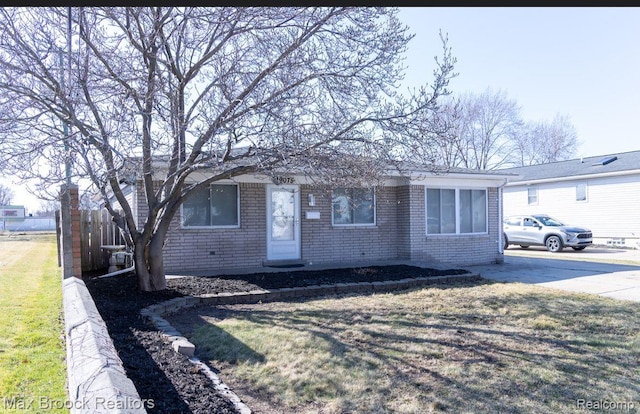 29075 Congress St, Roseville, MI 48066 - photo 1