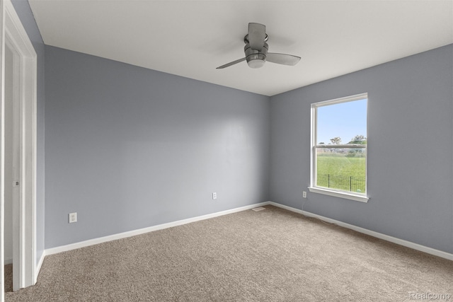 10913 Edlie Cir, Dearborn Heights, MI 48214 - unfurnished room with carpet and a ceiling fan