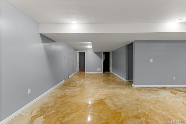 10913 Edlie Cir, Dearborn Heights, MI 48214 - finished basement with baseboards