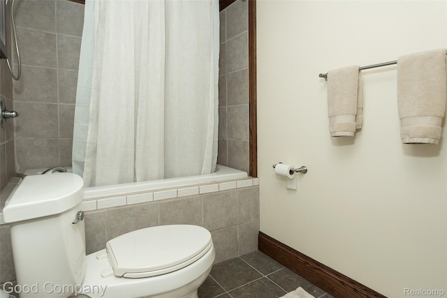 605 S Troy St, Royal Oak, MI 48067 - bathroom with tiled shower / bath and tile patterned floors