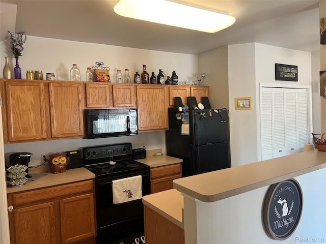 26684 Kirkway Dr, Woodhaven, MI 48183 - photo 11