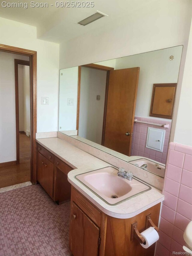 20313 Alexander St, Saint Clair Shores, MI 48081 - photo 9