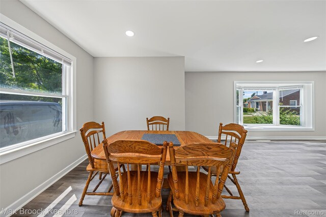 1122 Symes Ct, Royal Oak, MI 48067 - dining room with wood finished floors and recessed lighting