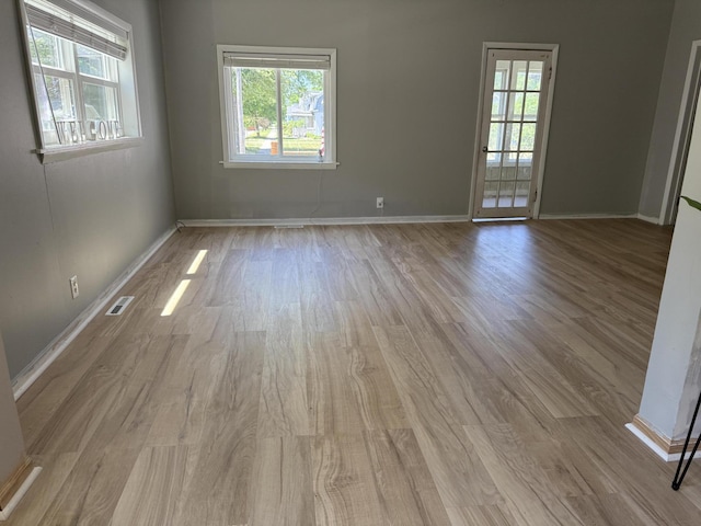 202 N Staffon St, Ludington, MI 49431 - photo 25