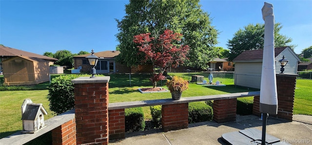 15480 Sherwood Ln, Fraser, MI 48026 - view of patio
