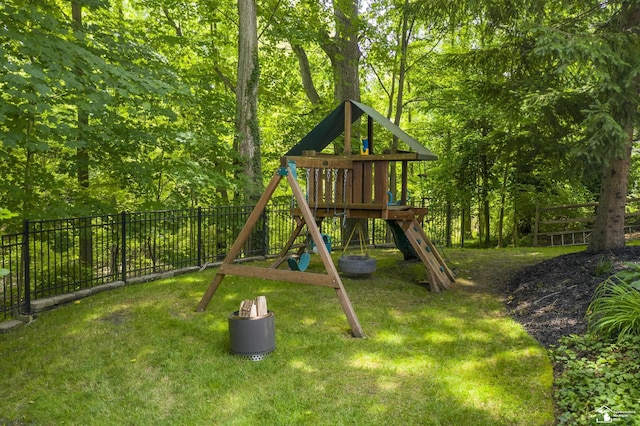 7145 S Valley Cir, Lambertville, MI 48144 - view of jungle gym