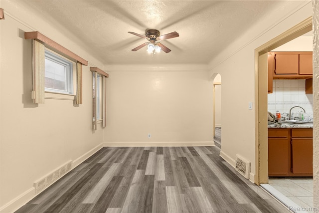 7444 Kendal St, Dearborn, MI 48126 - photo 7