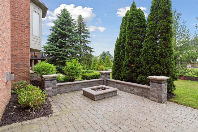 46746 Merion Cir, Northville, MI 48168 - view of patio / terrace