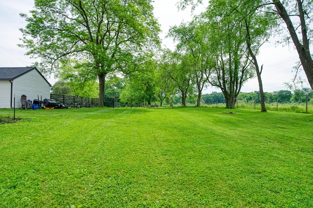 4151 Dexter Ann Arbor Rd, Ann Arbor, MI 48103 - view of yard