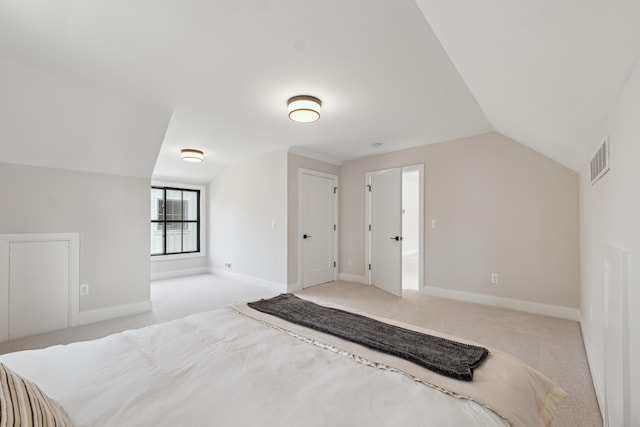 1053 Canterbury St, Birmingham, MI 48009 - bedroom with light colored carpet and vaulted ceiling