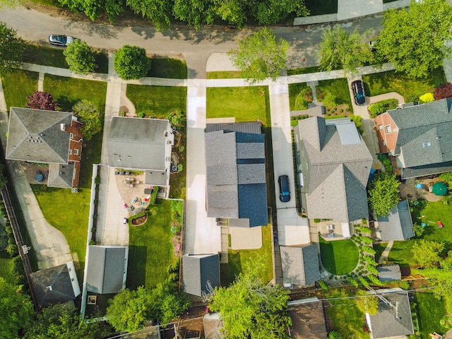 1053 Canterbury St, Birmingham, MI 48009 - aerial perspective of suburban area