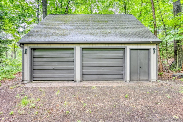 2685 Fry Rd, Highland, MI 48357 - view of detached garage
