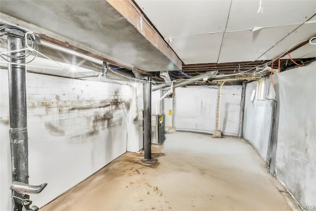 2211 Avon St, Saginaw, MI 48602 - view of unfinished below grade area