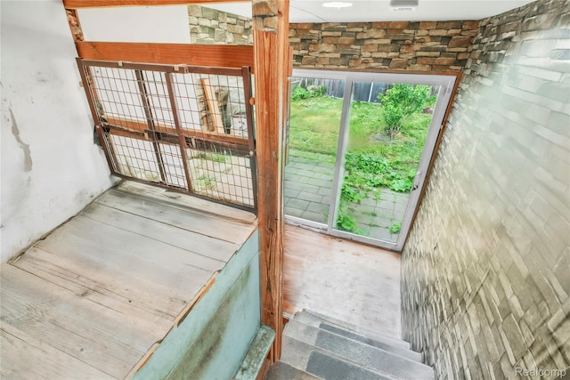 2211 Avon St, Saginaw, MI 48602 - view of doorway to outside