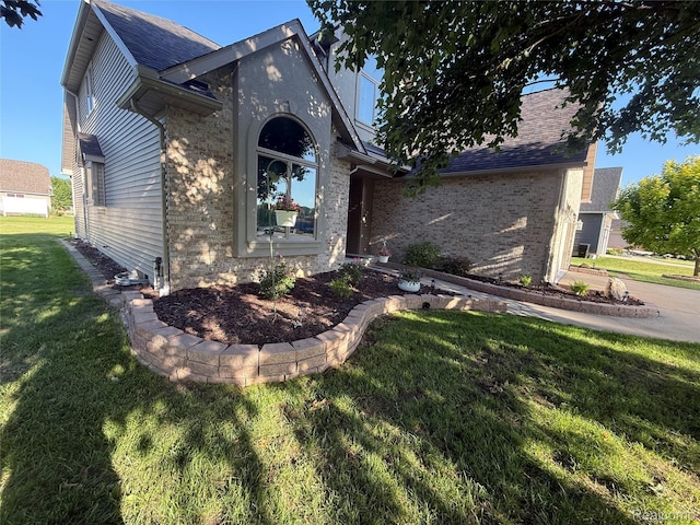 2207 Mapleview Ct, Davison, MI 48423 - photo 1