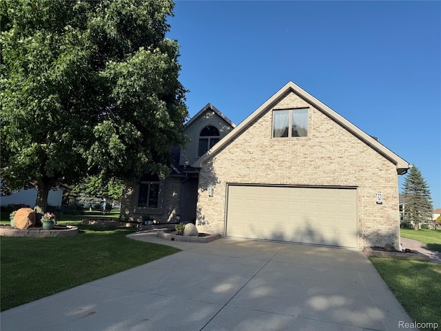 2207 Mapleview Ct, Davison, MI 48423 - photo 2