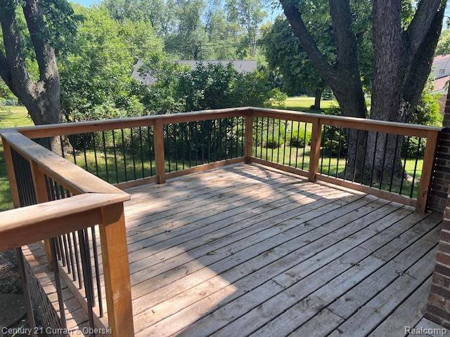 5463 Greenfield Rd, Brighton, MI 48114 - photo 11