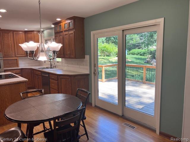 5463 Greenfield Rd, Brighton, MI 48114 - photo 17