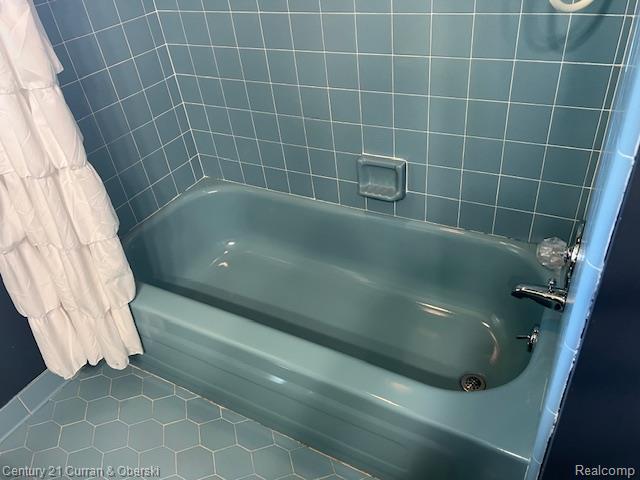 5463 Greenfield Rd, Brighton, MI 48114 - photo 43