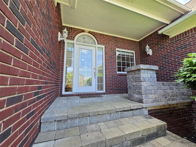 35260 Bradford Dr, New Baltimore, MI 48047 - entrance to property featuring brick siding