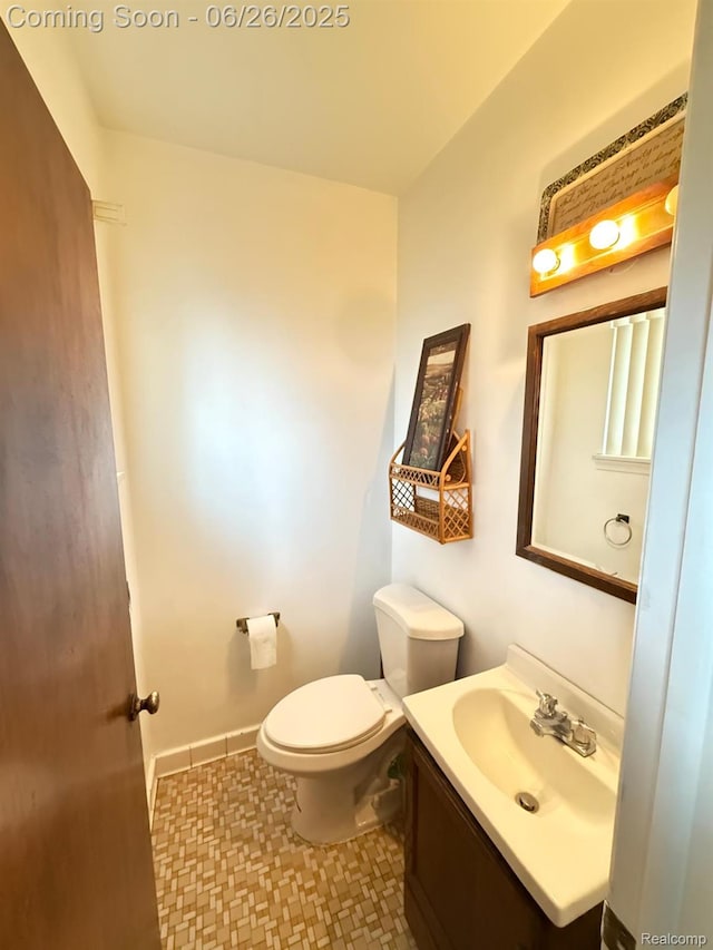 11522 Gerald Dr, Warren, MI 48093 - bathroom featuring toilet and vanity